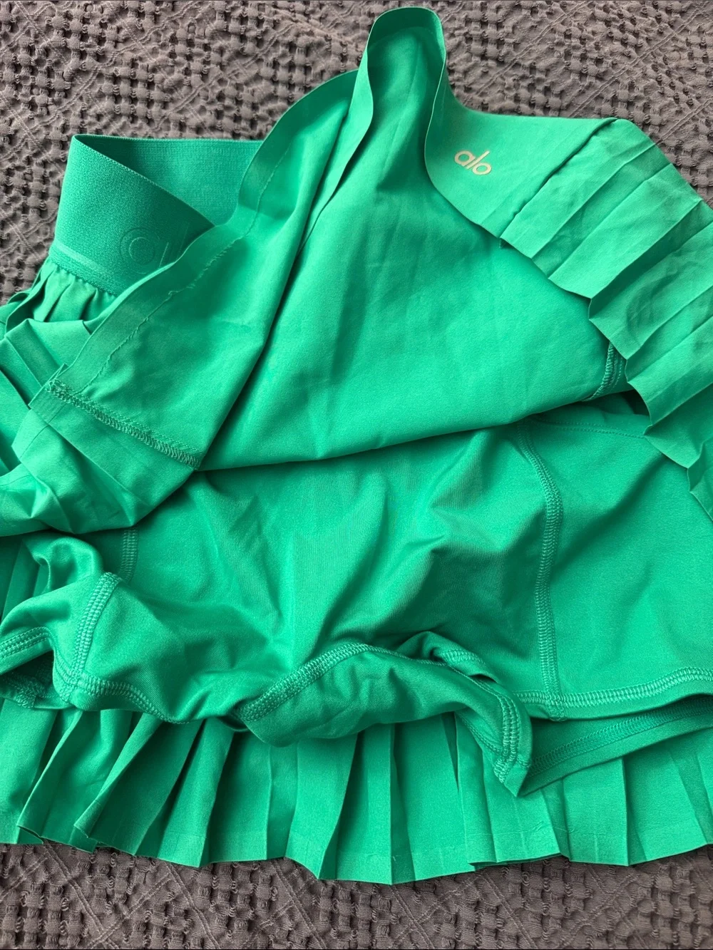 ALO Yoga WOMENS Bright Green Pleated Skort XXS TENNIS SKIRT